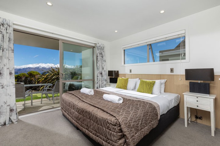 One Bedroom Apartment